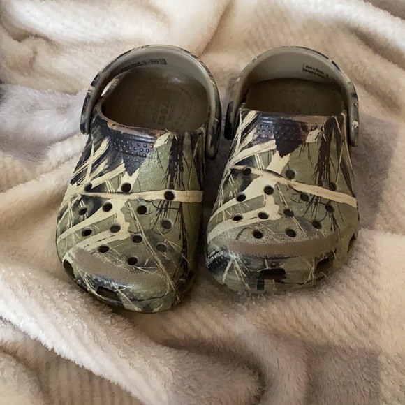 Crocs. Baby. Blue size 4. Camo size 5. - Picture 3 of 3